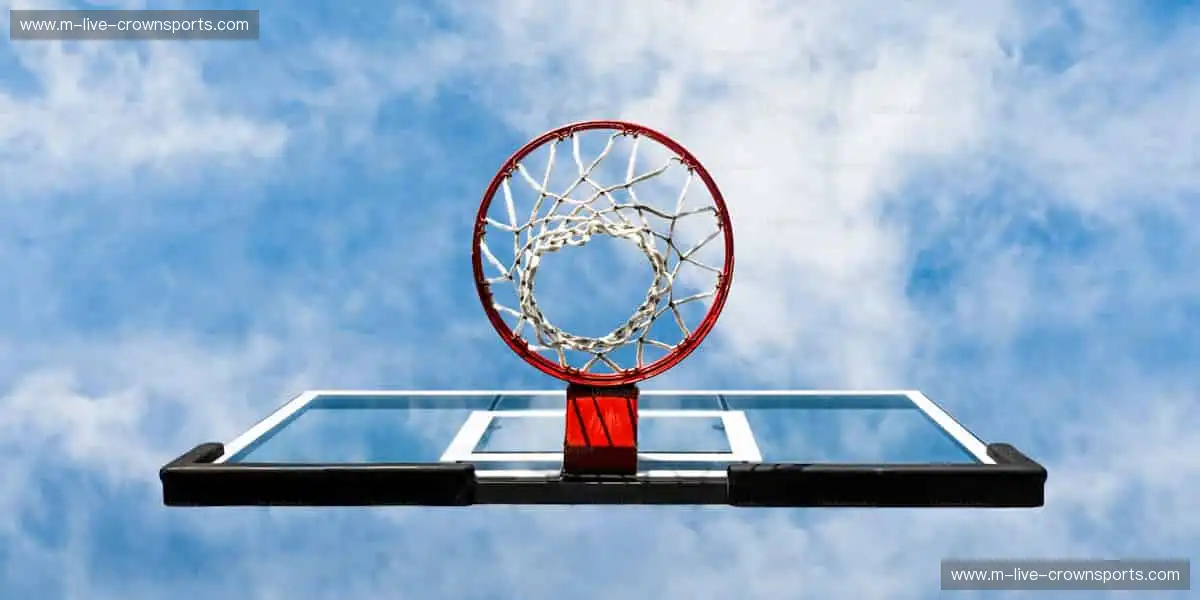 🎁独家周边来袭！限量款球星签名，让热爱触手可及🏅